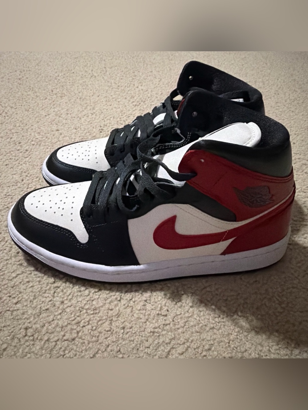 Air Jordan 1 Mid Women’s Size 8.5 Shoes Sneakers Basketball BQ6472-160 NEW